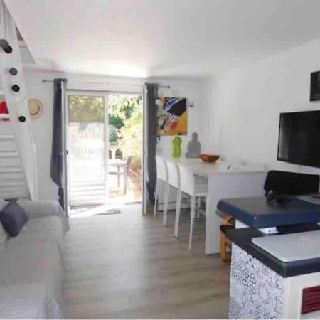 Mazet Provencal Au Coeur Des Alpilles La Reverie Моссан-лез-Альпий Экстерьер фото