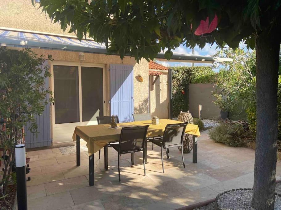 Mazet Provencal Au Coeur Des Alpilles La Reverie Моссан-лез-Альпий Экстерьер фото