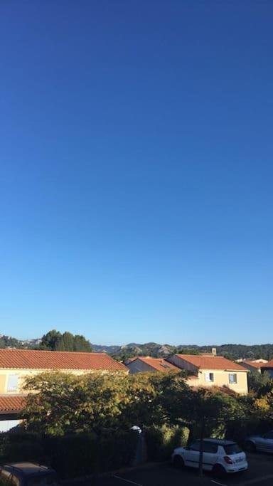 Mazet Provencal Au Coeur Des Alpilles La Reverie Моссан-лез-Альпий Экстерьер фото
